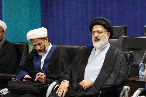 دیدار دبیران و مدیران علمی همایش یکصدمین سالگرد بازتأسیس حوزه علمیه قم با آیت الله اعرافی
