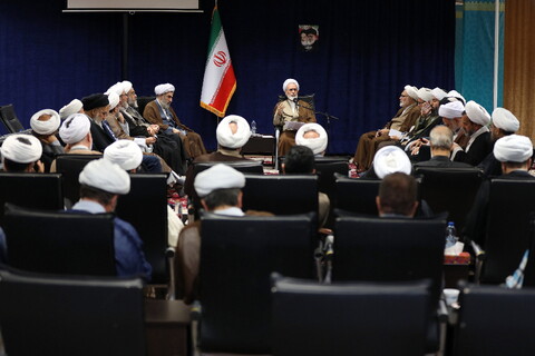 دیدار دبیران و مدیران علمی همایش یکصدمین سالگرد بازتأسیس حوزه علمیه قم با آیت الله اعرافی