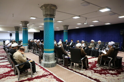 دیدار دبیران و مدیران علمی همایش یکصدمین سالگرد بازتأسیس حوزه علمیه قم با آیت الله اعرافی