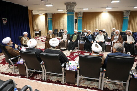 دیدار دبیران و مدیران علمی همایش یکصدمین سالگرد بازتأسیس حوزه علمیه قم با آیت الله اعرافی