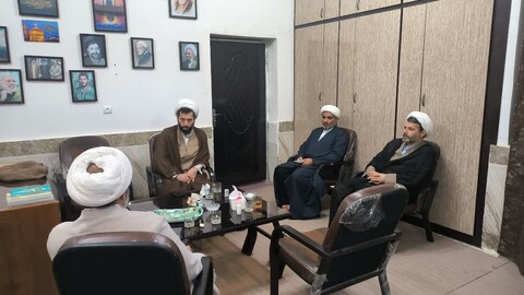 تصاویر/مسائل پژوهشی مدرسه علمیه امام جعفر صادق(ع) اندیمشک بررسی شد