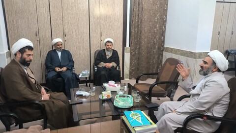 تصاویر/مسائل پژوهشی مدرسه علمیه امام جعفر صادق(ع) اندیمشک بررسی شد