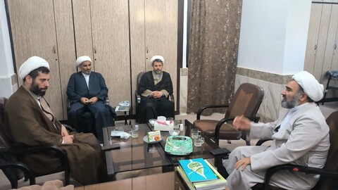 تصاویر/مسائل پژوهشی مدرسه علمیه امام جعفر صادق(ع) اندیمشک بررسی شد