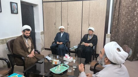 تصاویر/مسائل پژوهشی مدرسه علمیه امام جعفر صادق(ع) اندیمشک بررسی شد