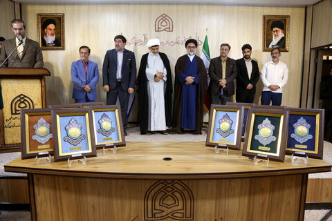 تصاویر/ اختتامیه بیست‌و دومین جشنواره قرآن و عترت دانشگاه علوم و معارف قرآن کریم