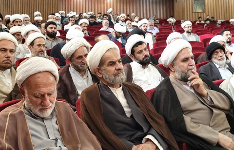 تصاویر/ دیدار نماینده ولی در استان گیلان با طلاب گیلانی مقیم قم