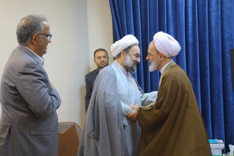 تصاویر/ دیدار نماینده ولی فقیه و استاندار سیستان و بلوچستان با آیت الله اعرافی