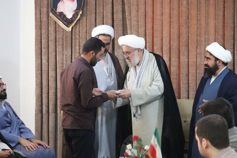تجلیل از برگزیدگان مسابقه حوزه پیشرو و سرآمد