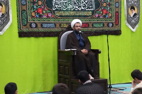 تصاویر/ جلسه اخلاق طلاب مدرسه علمیه امام خامنه ای ارومیه