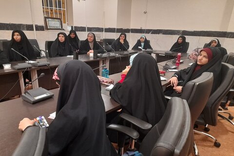 تصاویر/ دوره آموزشی «پرده‌خوانی» با محوریت غدیرپژوهی در کرمانشاه