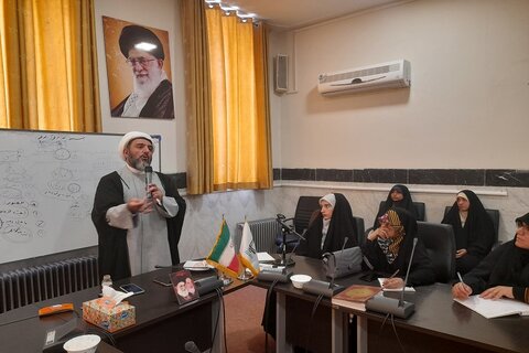 تصاویر/ دوره آموزشی «پرده‌خوانی» با محوریت غدیرپژوهی در کرمانشاه