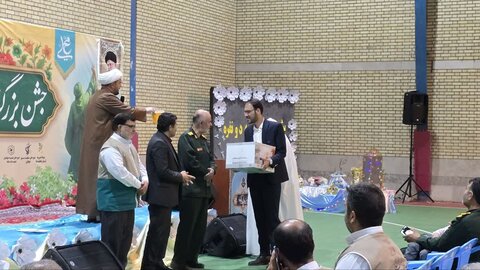 تصاویر/جشن بزرگ غدیر و پیوند آسمانی در ساوه