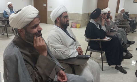 تصاویر/ اجلاسیه شورای آموزش استان و مدارس علمیه منطقه کاشان - پایش پرونده‌های تحصیلی