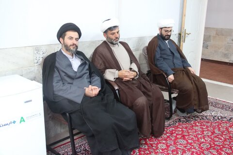 تصاویر / دیدار مدیر حوزه علمیه استان قزوین با مدیر وکارشناسان مرکز مشاوره حوزه علمیه قزوین