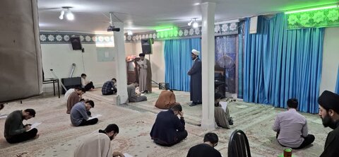 تصاویر/ امتحانات نهایی طلاب مدرسه علمیه دارالعلم اسلامی آیت‌الله اعتمادی کاشان