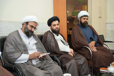 تصاویر/ بازدید مدیر حوزه علمیه استان تهران از مدرسه علمیه امام حسن عسکری