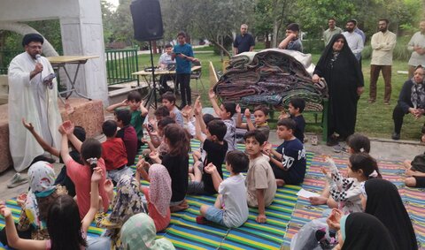 تصاویر/ مدرسه علمیه سفیران هدایت امام صادق(ع) جشن دهه ولایت و امامت برگزار کرد