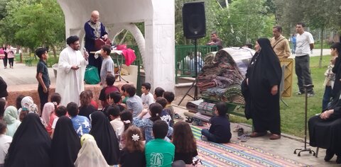 تصاویر/ مدرسه علمیه سفیران هدایت امام صادق(ع) جشن دهه ولایت و امامت برگزار کرد