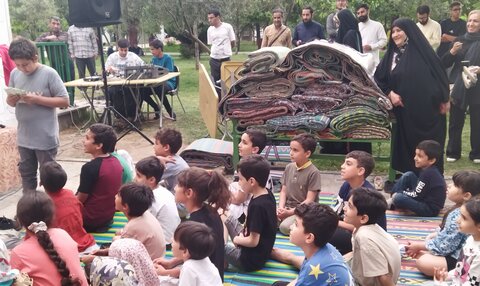 تصاویر/ مدرسه علمیه سفیران هدایت امام صادق(ع) جشن دهه ولایت و امامت برگزار کرد