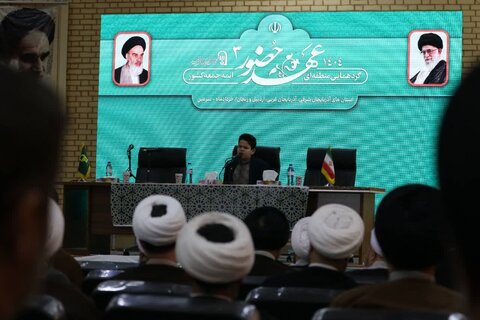 تصاویر/ گردهمایی منطقه ایی ائمه جمعه شمالغرب کشور  در اردبیل