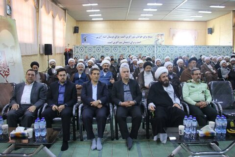 تصاویر/ گردهمایی منطقه ایی ائمه جمعه شمالغرب کشور  در اردبیل