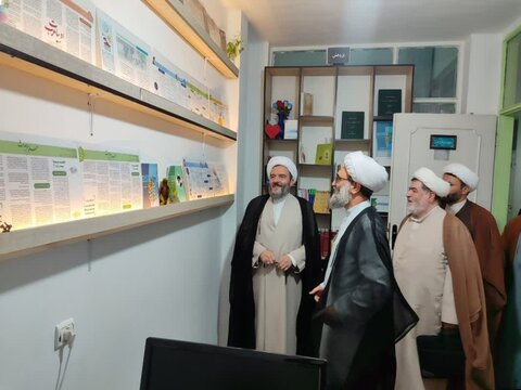 حضور مدیر منطقه۲حوزه قائم مقام امور استانها در مدرسه علمیه امام صادق (ع) بیجار