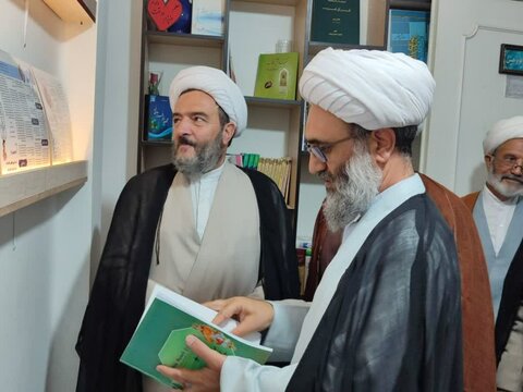 حضور مدیر منطقه۲حوزه قائم مقام امور استانها در مدرسه علمیه امام صادق (ع) بیجار