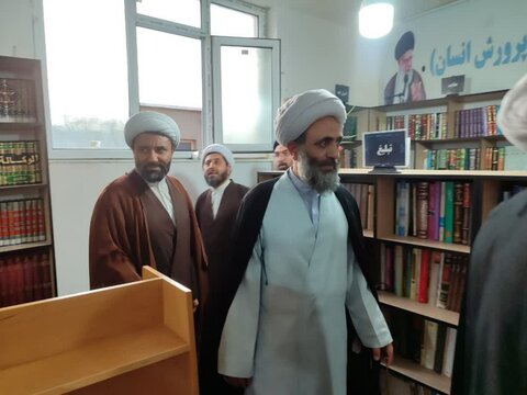 حضور مدیر منطقه۲حوزه قائم مقام امور استانها در مدرسه علمیه امام صادق (ع) بیجار