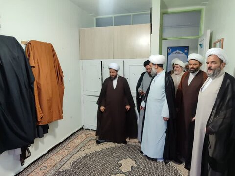 حضور مدیر منطقه۲حوزه قائم مقام امور استانها در مدرسه علمیه امام صادق (ع) بیجار