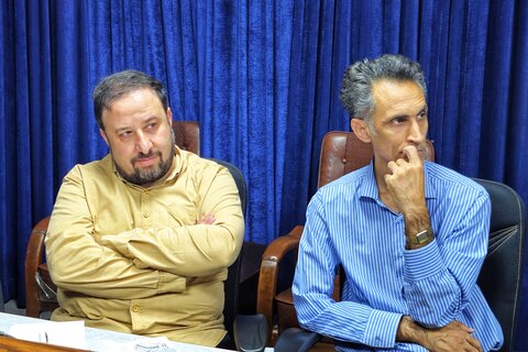 تصاویر/ نشست معاون پژوهش حوزه‌های علمیه با ناشران آثار حوزوی فعال در همایش کتاب سال حوزه‌