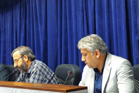 تصاویر/ نشست معاون پژوهش حوزه‌های علمیه با ناشران آثار حوزوی فعال در همایش کتاب سال حوزه‌