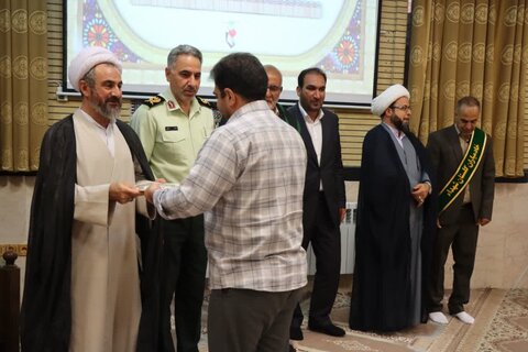 تصاویر/مراسم یادواره شهدای سادات در ایلام