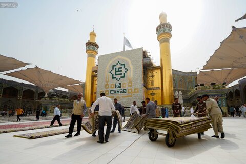 استبدال سجّاد الصحن الحيدري الشريف احتفاءً بعيد الغدير الأغر