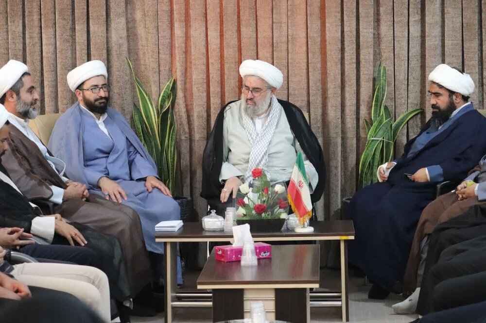 تصاویر/ تجلیل از برگزیدگان مسابقه حوزه پیشرو و سرآمد
