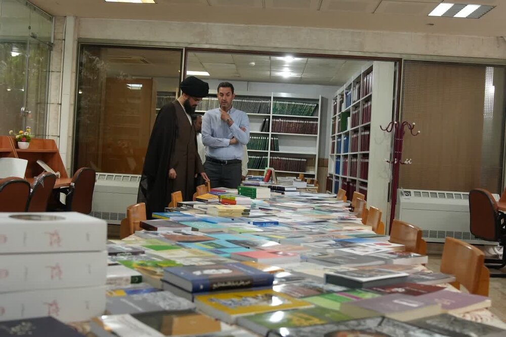 رونمایی از گنجینه جدید علمی کتابخانه دانشگاه باقرالعلوم(ع)