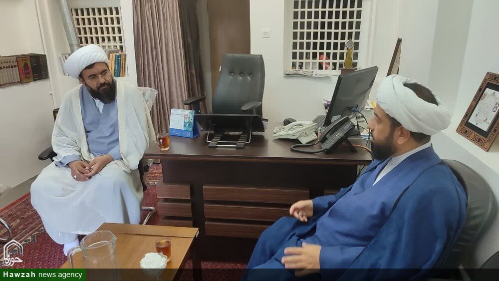 بازدید معاون تهذیب حوزه علمیه اصفهان از فعالیت های مدرسه علمیه امام صادق (ع) + تصاویر