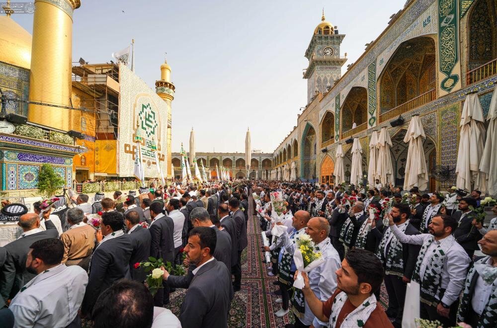 العتبة العلويّة المقدّسة تُطلق فعاليات "أسبوع الغدير الدولي" برفع راية العيد الأكبر من مرقد أمير المؤمنين (ع)