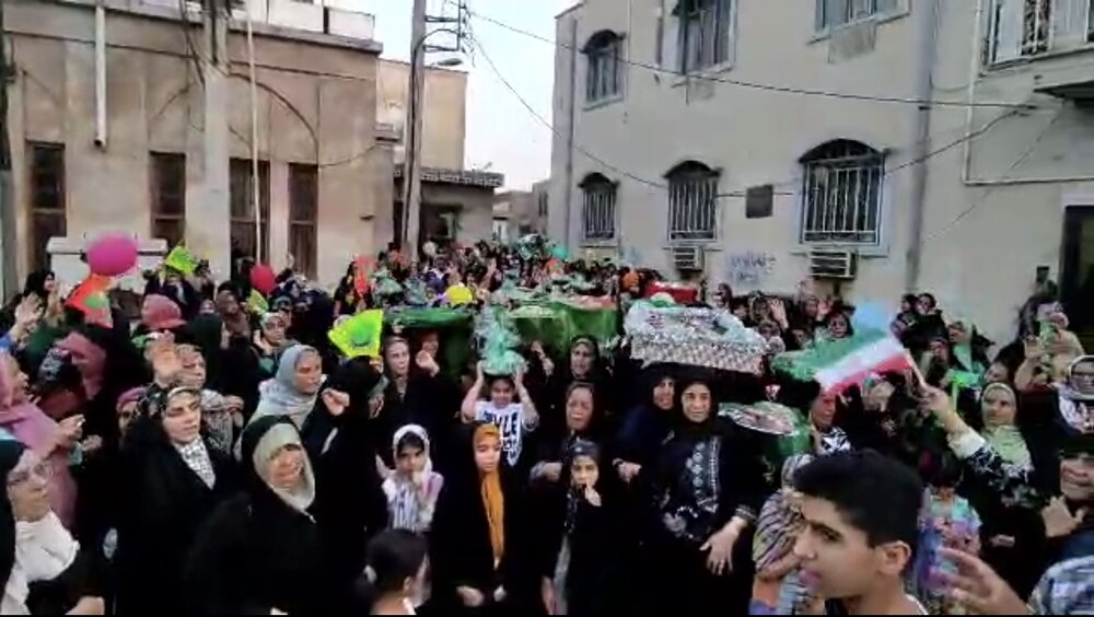 فیلم| بوی غدیر در کوچه‌های بوشهر