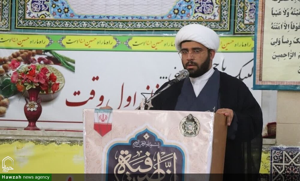 محفل نورانی انس با قرآن کریم در گروه ۲۲ توپخانه ارتش برگزار شد+ تصاویر