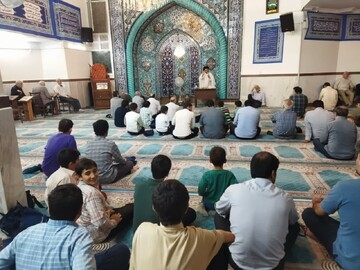 تصاویر/  نشست جهاد تبیین در مدرسه علمیه سفیران هدایت امام صادق(ع) تهران