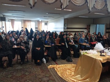 تصاویر/ برگزاری جشن دهه ولایت در مدرسه علمیه فاطمه الزهرا اراک