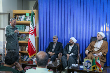 تصاویر / دیدار نماینده ولی فقیه در استان قزوین با جمعی از فرهیختگان الموت شرقی