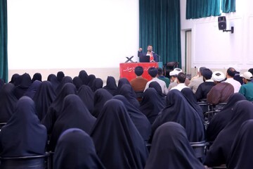 تصاویر/ برگزاری دوره آموزش کاربردی استفاده از ابزارهای هوش مصنوعی