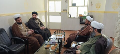 تصاویر/مسائل پژوهشی مدرسه علمیه امام جعفر صادق (ع) باغملک بررسی شد