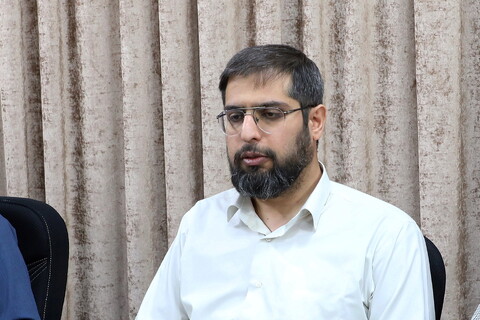 تصاویر/ نشست مدیر روابط عمومی سازمان سراج با مسئول مرکز رسانه و فضای مجازی حوزه‌های علمیه