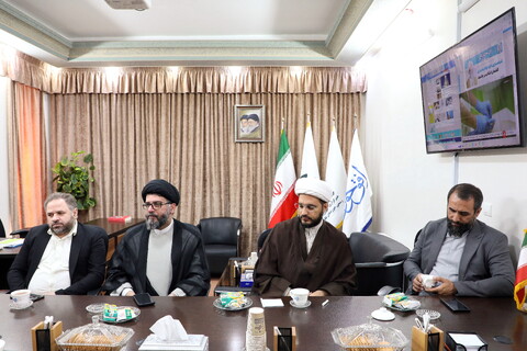 تصاویر/ نشست مدیر روابط عمومی سازمان سراج با مسئول مرکز رسانه و فضای مجازی حوزه‌های علمیه