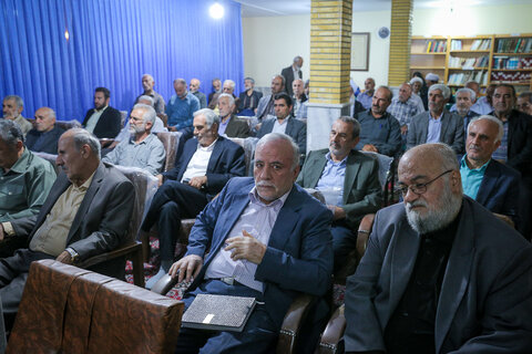 تصاویر / دیدار نماینده ولی فقیه در استان قزوین با جمعی از فرهیختگان الموت شرقی