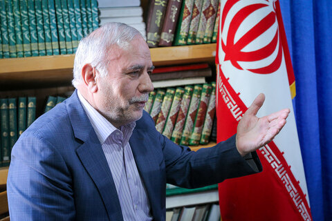 تصاویر / دیدار نماینده ولی فقیه در استان قزوین با جمعی از فرهیختگان الموت شرقی