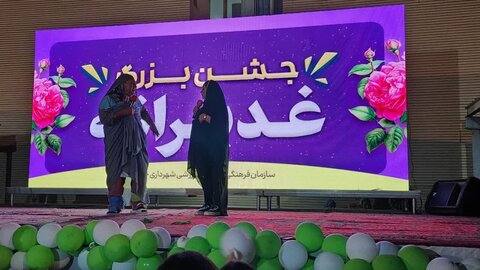 تصاویر/ دومین شب از جشن بزرگ غدیرانه در شهرستان خوی