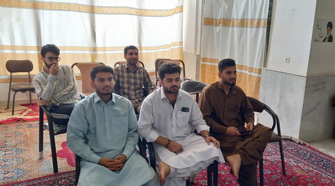 تصاویر/ جلسه دفاعیه تحقیق پایانی طلبه مدرسه علمیه آیت‌الله مدنی کاشانی(ره)